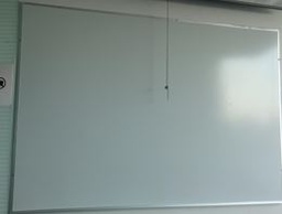 [#F5-86] Whiteboard, wall-mounted | Pizarra blanca, montada en la pared