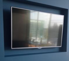 [#H16-144] TV, 50", and stand | TV, 50", y soporte