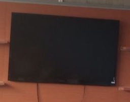 [#H16-241] TV, 55", and stand | TV, 55", y soporte