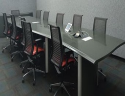 [#C6-267] Metal table | Mesa metálica